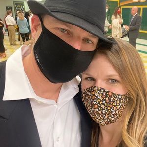 Meet your Posher, Devin